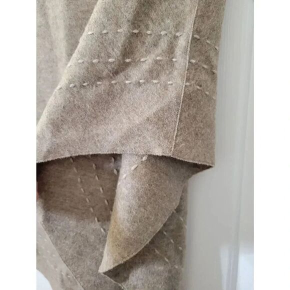 Shupaca Brown Poncho One Size NWOT - Picture 8 of 8